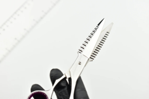 Ciseaux de barbier professionnels en acier inoxydable de qualité salon, fabrication de précision, légers, robustes, pour la coupe de cheveux - Product Image 3