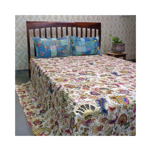 Magasins d'usine de qualité supérieure coton indien brodé à la main sérigraphié Queen Size Kantha à vendre au prix le plus bas - Product Image 1