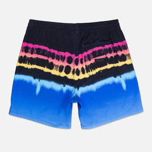 Shorts de bain décontractés pour hommes, 100 % polyester, taille mi-haute, imprimés par sublimation personnalisée, respirants, écologiques, anti-plis et séchage rapide - Product Image 3