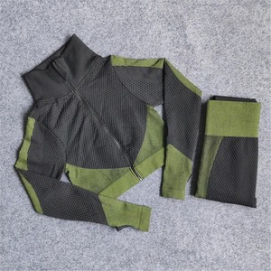 Conjunto de Yoga y Fitness para gimnasio transpirable para mujer, ropa deportiva de entrenamiento con patrón sólido, y mallas Top, traje de entrenamiento para deportes y ejercicio - Product Image 4