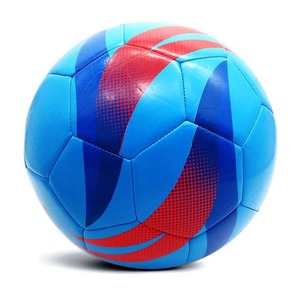 Ballon d'entraînement de football en matériau PU à des fins d'entraînement avec conception personnalisée et logo personnalisé par Next Tech Industries - Product Image 2