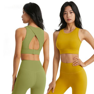 2025 ensemble de Yoga pour femmes personnalisé respirant sans couture 2 pièces vêtements de sport nouveau Design vêtements de Fitness avec hauts courts - Product Image 4