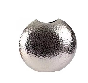 Vases à fleurs en métal et fer pour la décoration intérieure, dessus de table unique, poterie dorée antique, vases à fleurs pour la décoration de mariage, nouveauté - Product Image 1