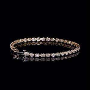 สร้อยข้อมือเพชรเม็ดมอยส์ซอไนต์ประดับเพชรแบบหรูหรา14K สร้อยข้อมือชุบทองพิเศษเครื่องประดับเพชรรุ่นจำกัดโดยอัญมณี zubeda - Product Image 1