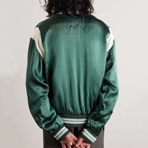 Chaquetas Universitarias Unisex de Alta Calidad al por Mayor, Cuello Redondo, Color Personalizable en la Parte Delantera, Estilo Urbano, Moda de Invierno - Product Image 5