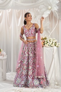 Lehenga Choli hasta el suelo de calidad superior para temporada de bodas Lentejuelas multicolores y vestido de red bordado - Product Image 4