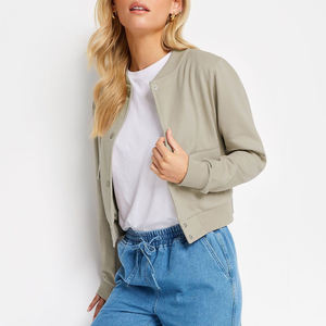 Vente en gros de vestes vierges pour femmes universitaires, nouvelle veste universitaire d'hiver à la mode avec logo personnalisé, veste universitaire courte pour femmes - Product Image 3