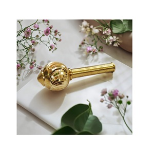 Statue de bélier en laiton au design moderne fait à la main avec Hanuman ji gada pour la décoration intérieure et le cadeau de temple spirituel - Product Image 1