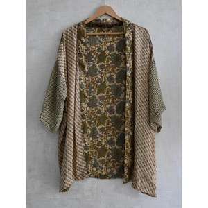 Chaqueta Kimono Corta hasta la Rodilla de Talla Grande, con Parches de Seda, Estampado Indio Hecho a Mano, Bata Bohemia para Dormir y Descansar - Product Image 1