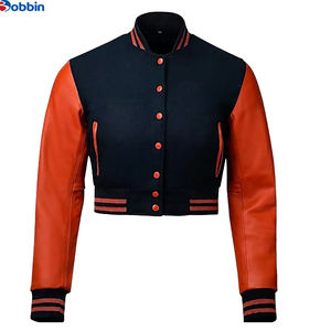 Chaquetas Varsity Cortas Personalizadas para Mujer, con Cuerpo de Lana y Mangas de Cuero, Chaquetas Letterman - Product Image 4