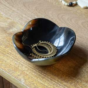 2025 New Handmade Decorative Natural Horn <b>Bowl</b> Customized Design Salad or Fruits Serving <b>Bowl</b> <b>Chinese</b> Horn Serving <b>Bowl</b> - Product Image 5