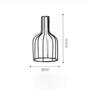 Nuevo Florero de Mesa Alto de Lujo Contemporáneo de Alambre de Hierro Multicolor, Elegante Decoración de Metal de Latón para Bodas - Product Image 4