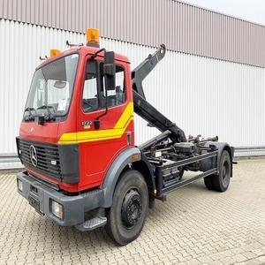 Mercedes-Benz 1722 4x2 de 1991, dispensador Atlas ARK 122 con gancho de hebilla, ex-escuadrón de bomberos - Product Image 1