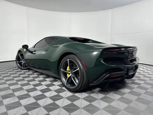 รถยนต์ไฟฟ้าเฟอร์รารี่ 2996 GTB ปี 2024 ผลิตในสหรัฐอเมริกา ระยะทางวิ่ง 601-700 กม. กำลังไฟ 200-250 กิโลวัตต์ - Product Image 2