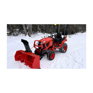 Tracteur Kubota avec souffleuse à neige pour un déneigement rapide et efficace - Product Image 5