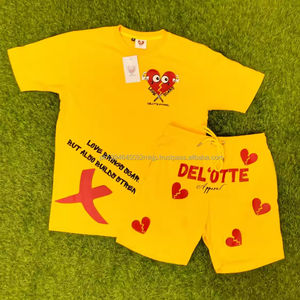 Venta al por mayor 2024 de la calle de los hombres de logotipo personalizado 100% algodón conjuntos cortos de 2 piezas de moda de verano chándales OEM Casual Camiseta corta - Product Image 1