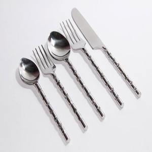Silver Aluminum Classy Handle Unbreakable Long Handmade Handle Flatware Set Stainless Steel <b>Cutlery</b> Set - Product Image 6