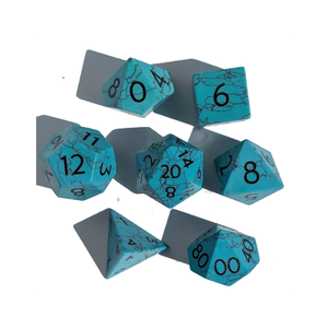 Dés en pierre de haute qualité, turquoise, cristal naturel, pierres de guérison Reiki, pierres gravées, ensemble de dés personnalisés, cristal Viking. - Product Image 1