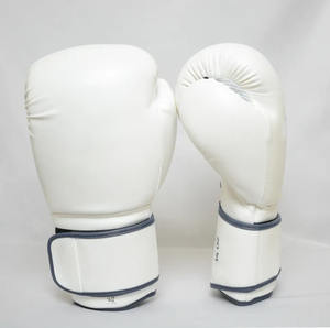 Guantes de Boxeo Blancos con Cierre de Velcro Personalizados al Precio Más Bajo OEM, Guantes de Combate Duraderos para Sparring, Entrenamiento de Gimnasio y Fitness CP-BG-03 - Product Image 5