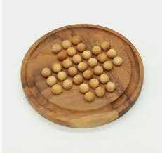 Tablero de juego de solitario hecho a mano de madera elegante personalizable para todas las estaciones para niños de todas las edades - Product Image 6