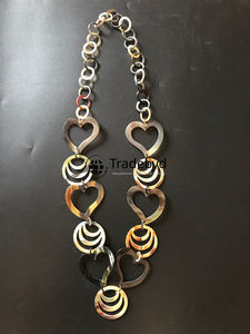 Collar de cuerno Tradebyd, joyería hecha a mano, pieza inspirada en Boho de moda para fanáticos de la moda - Product Image 2