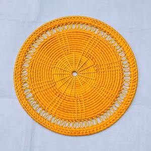 Plaque de chargeur en rotin jaune Offre Spéciale DHT artisanat Vietnam tapis et tampons en ligne en gros - Product Image 1