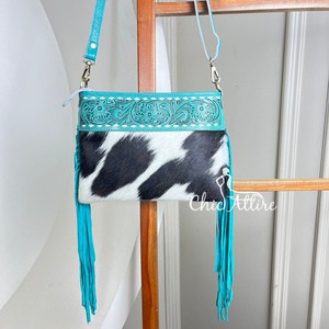 Venta al por mayor precio barato mano Tooled cuero genuino Crossbody hombro flecos bolso para las mujeres de moda suave cuero de vaca Mini bolsos - Product Image 1