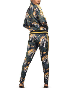 Chándal de forro polar de poliéster/algodón acampanado para mujer, duradero, antiestático, antibacteriano, OEM, fabricante de fábrica - Product Image 4