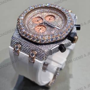 Montre-bracelet en acier inoxydable de luxe de haute qualité personnalisée avec diamants de moissanite glacés Hip Hop pour hommes avec bracelet en caoutchouc blanc - Product Image 6