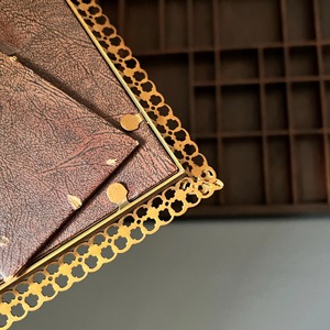 Modern Round Design <b>Gold</b> Metal <b>Photo</b> <b>Frame</b> Sleek Stylish Look Ideal for Tabletop Display Home Decor or Memorable Gifting - Product Image 3