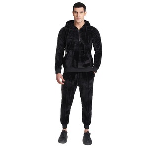 Ensemble de survêtements d'hiver en micro velours noir pour hommes à vendre à des prix bas Survêtements de jogging pour hommes en vrac - Product Image 1