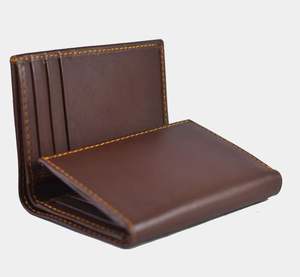 Cartera Bifold Delgada de Cuero Genuino para Hombre, Personalizada OEM, Protección RFID, Gran Capacidad, Ranuras para Tarjetas, Impermeable - Product Image 5