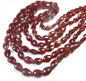 Cuentas de granate rojo natural de Mozambique de 7x5-10x7 mm, cuentas facetadas en forma de pera, hilo de 4 pulgadas, granate africano para joyería. - Product Image 4