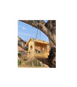 Nichoirs en bois écologiques et abordables pour la décoration du jardin et l'observation des oiseaux, offrant une conception durable et résistante aux intempéries - Product Image 1