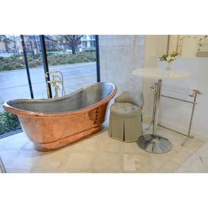 Bañeras de cobre únicas de bonito diseño con detalles acabados a mano, ideales para decoración de baño moderna y vintage - Product Image 3