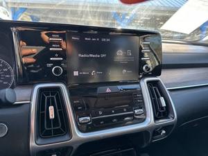 Usado cuidadosamente 2021 Kia Sorento EX - Product Image 4