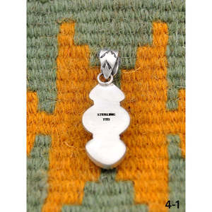 Pendentif artisanal Southwest Golden Hills avec incrustation en argent sterling sertie de pierres - Product Image 4