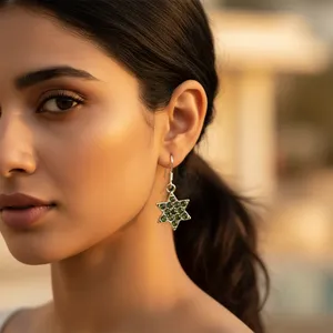 Pendientes Modernos para Mujer con Topacio Chapado en Oro Rosa, Corte Princesa y Diamantes con Corte Esmeralda - Product Image 3