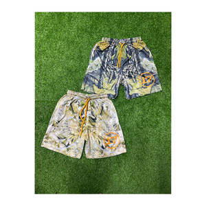 Short de course avec logo personnalisé de haute qualité Short à motif solide par sublimation en gros du fabricant - Product Image 1