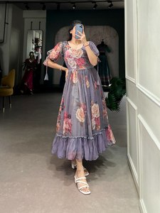 2025 Hit diseño estilo moderno diario y días de oficina desgaste hasta la rodilla patrón Floral recto Kurta traje para mujeres y niñas desgaste - Product Image 2