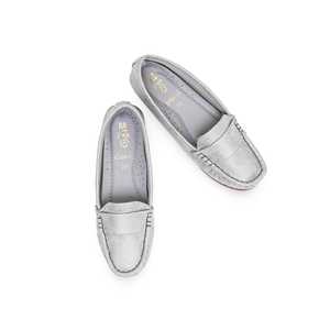 Mocassin formel argenté pour filles KD0912 Outil de tournage élégant et confortable pour les occasions spéciales - Product Image 1