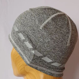 หมวกเบนนี่ปรับได้คลาสสิกให้ความอบอุ่นสำหรับทุกเพศ2025ผ้าโพลีเอสเตอร์100% ออกแบบได้ตามต้องการสำหรับฤดูหนาว - Product Image 6