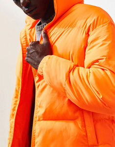 Veste matelassée pour homme à la vente chaude, 100% fibre de polyester, rembourrage en polyester, col montant, fermeture éclair, personnalisable sur le devant - Product Image 6