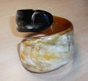 Brazalete de cuerno moderno OPTIIMIZING, fabricante hecho a mano, brazalete de cuerno Natural para fiesta de boda, mujer, niña, uso brazalete de cuerno altamente - Product Image 2