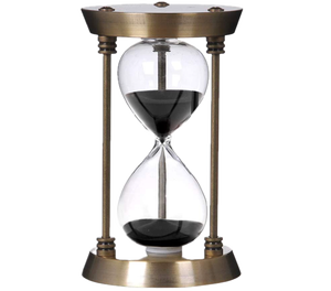 Sablier artisanal de luxe New Look, style nautique, en métal nickelé avec base en acrylique - Product Image 2