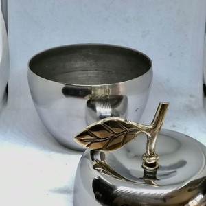 Nickel Plated Metal High Quality <b>Apple</b> Shaped Candle Jar High Quality with Leaf Handle Candle Vessel <b>Apple</b> - Product Image 3