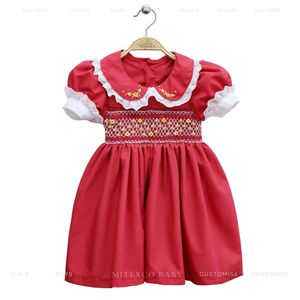 Robe de blouse rouge de Noël pour filles col claudine brodé à la main avec tissu satiné Service OEM ODM disponible - Product Image 1