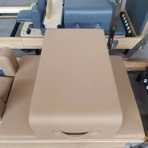 Reformer de Pilates de madera de roble duradera, plegable, rosa, con 6 resortes, plataforma de salto con asiento y almacenamiento, para entrenamiento de equilibrio vertical y fortalecimiento del core. - Product Image 3