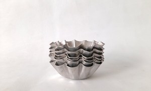 Traditional Small Grey Metal <b>Cupcake</b> Mold for Home Kitchen Gadget Restaurant Bakery Muffin Cookie Biscuit Pastry Baking <b>Cup</b> 2023 - Product Image 2