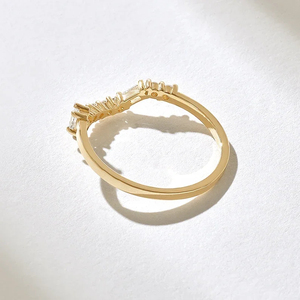 Bague de mariage alternative en argent 925 délicat, taille ronde, sertie de pierres de laboratoire, haute brillance, style luxueux, cadeau pour femme - Product Image 3